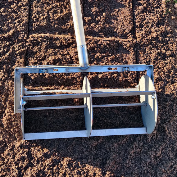 Spool roller